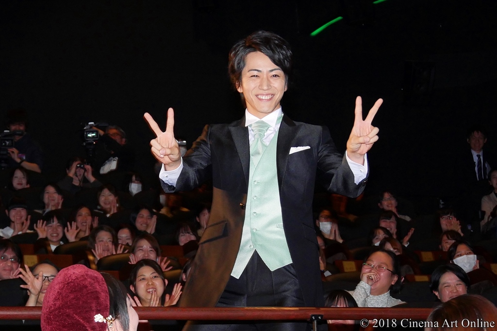 【写真】『映画刀剣乱舞』完成披露上映会舞台挨拶 (レッド