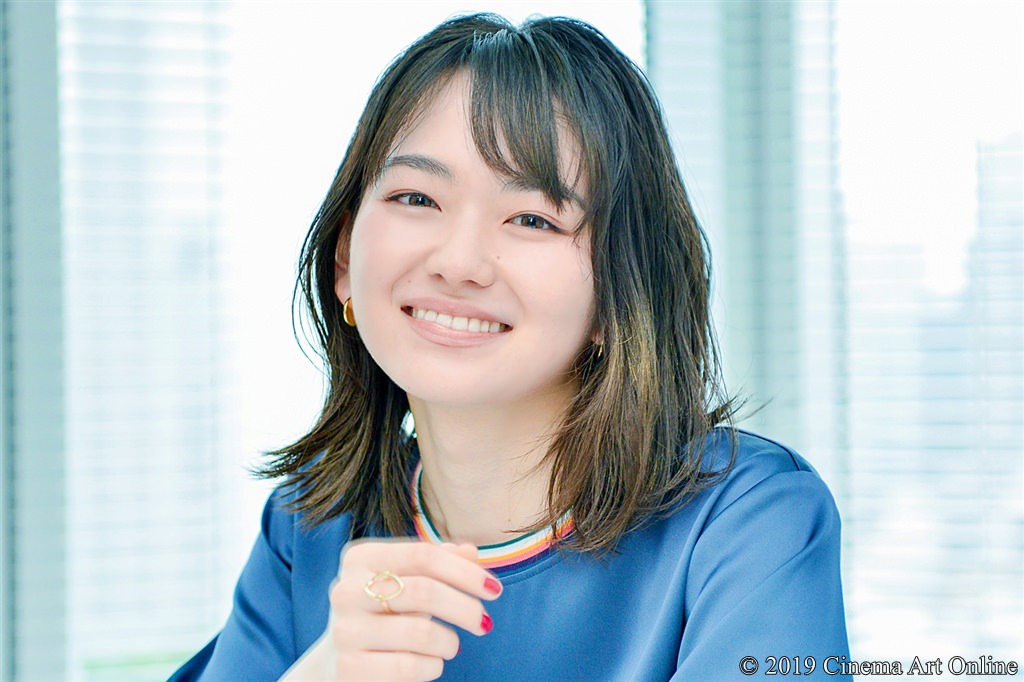 映画『五億円のじんせい』山田杏奈 直筆サイン入りチェキ読者