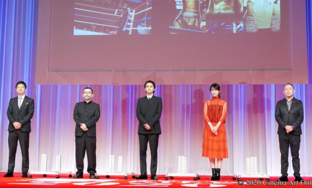 【写真】第33回 東京国際映画祭(TIFF) オープニングセレモニー (映画『アンダードッグ』武正晴監督、北村匠海、瀧内公美、足立紳、佐藤現プロデューサー)