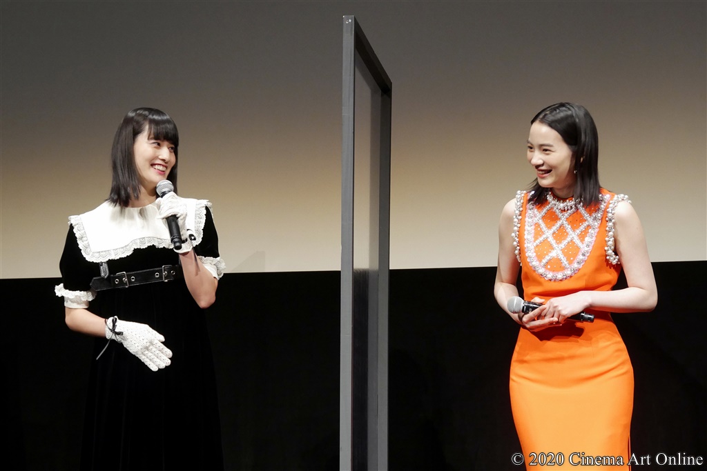 【写真】第33回 東京国際映画祭(TIFF) TOKYOプレミア2020部門 映画『私をくいとめて』舞台挨拶 (のん＆橋本愛)