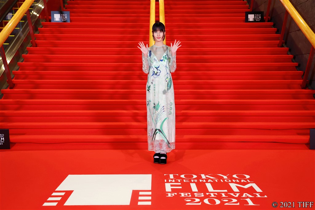 【写真】第34回 東京国際映画祭 (TIFF) レッドカーペットイベント (橋本愛 フェスティバルアンバサダー)
