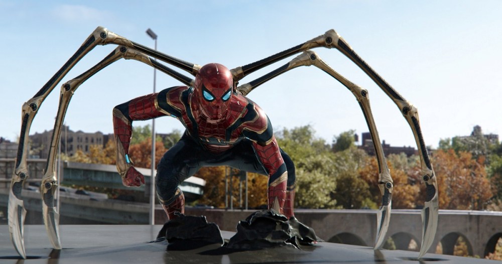 【画像】映画『スパイダーマン：ノー・ウェイ・ホーム』場面カット (アイアンスパイダースーツ)
