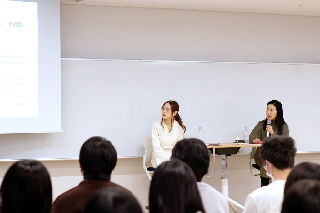 【写真】映画『早乙女カナコの場合は』目白大学公開講座 (児玉美月、登山里紗)