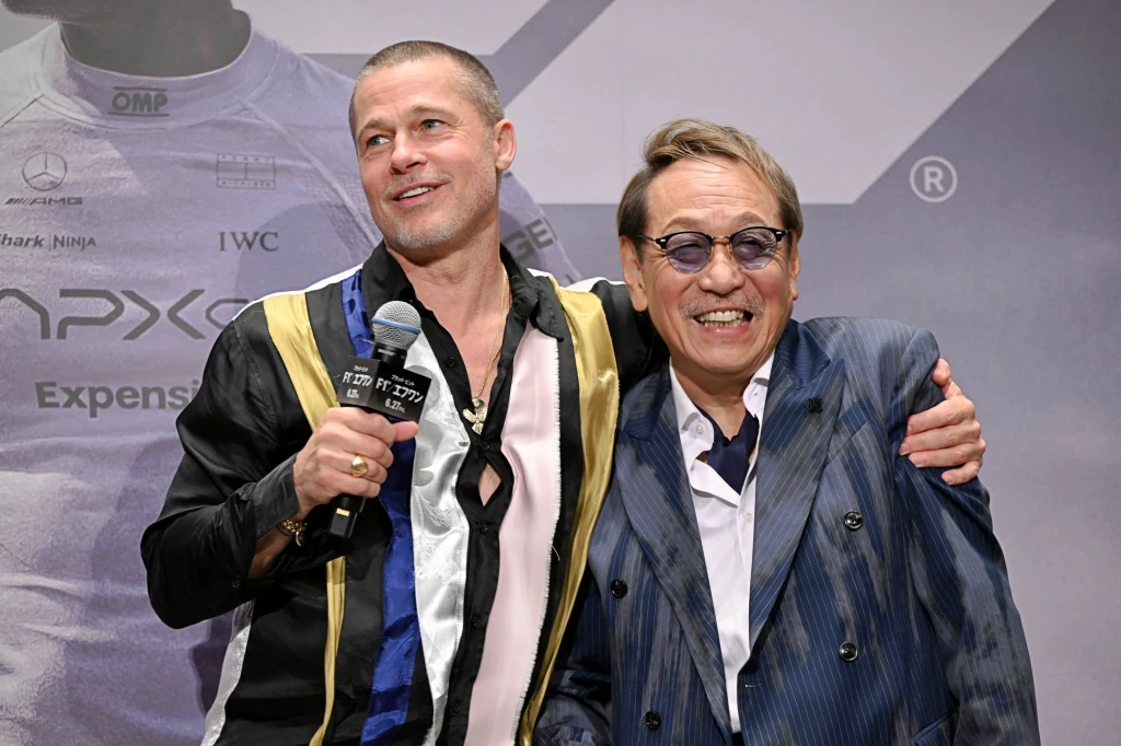 【写真】映画『F1®／エフワン』ブラッド・ピット来日舞台挨拶＠グランドシネマサンシャイン 池袋 (ブラッド・ピット 堀内賢雄)