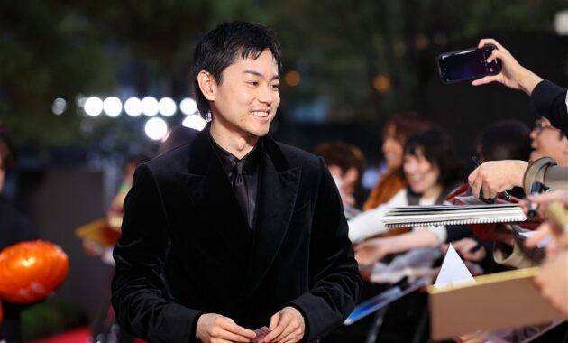 【写真】第37回 東京国際映画祭(TIFF) ガラ・セレクション部門 映画『サンセット・サンライズ』レッドカーペットイベント (菅田将暉)