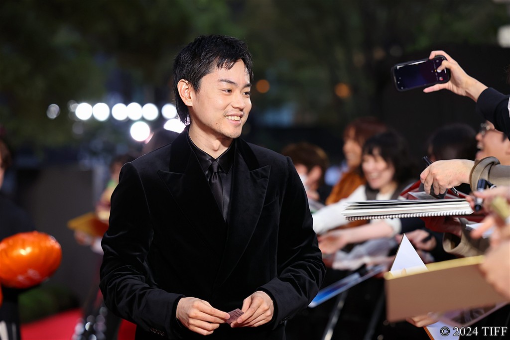 【写真】第37回 東京国際映画祭(TIFF) ガラ・セレクション部門 映画『サンセット・サンライズ』レッドカーペットイベント (菅田将暉)
