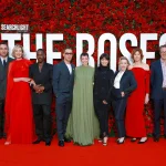 【写真】映画『ローズ家~崖っぷちの夫婦~』ロンドンプレミア (オリヴィア・コールマン、ベネディクト・カンバーバッチ、ケイト・マッキノン、アンディ・サムバーグ、ジェイミー・デメトリウ、ゾーイ・チャオ、スニータ・マニ、チュティ・ガトゥ、アリソン・ジャネイ、トニー・マクナマラ)