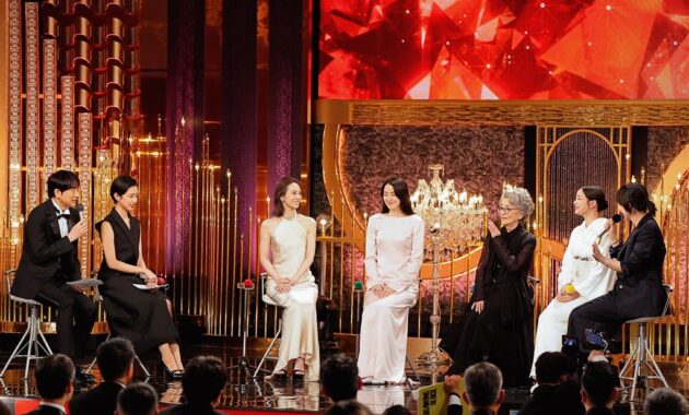 【写真】第49回 日本アカデミー賞 授賞式 優秀助演女優 (北川景子、長澤まさみ、倍賞千恵子、広瀬すず、松たか子/司会:羽鳥慎一、河合優実)