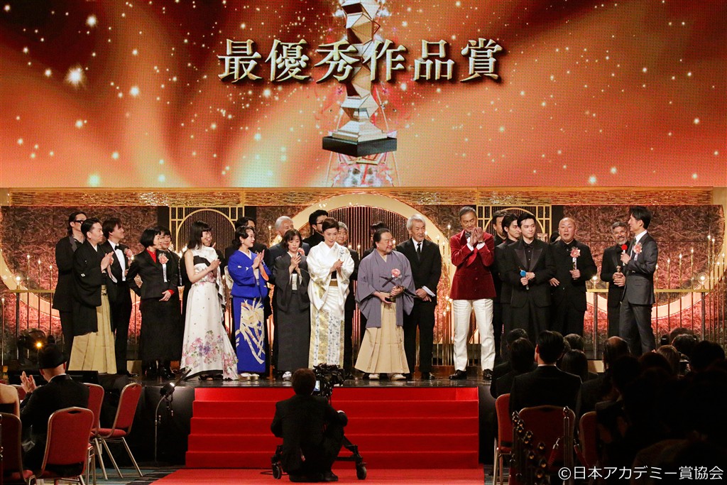 【写真】第49回 日本アカデミー賞 授賞式 最優秀監督賞 (吉沢亮、横浜流星、渡辺謙、田中泯、寺島しのぶ、高畑充希、森七菜、李相日監督)