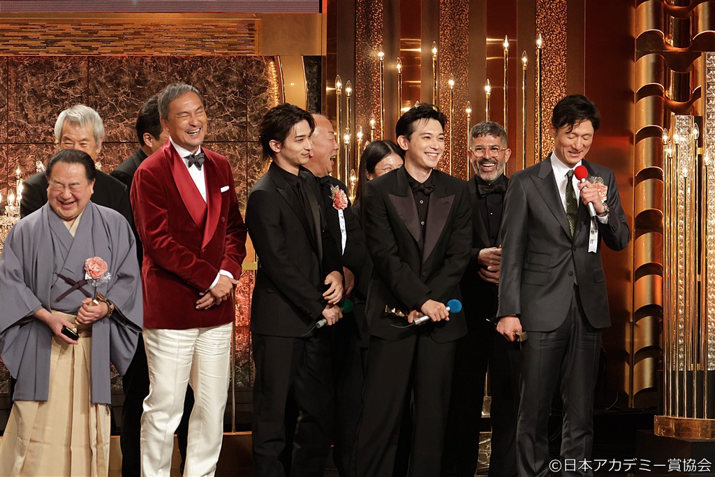 【写真】第49回 日本アカデミー賞 授賞式 最優秀監督賞 (李相日監督、吉沢亮、横浜流星、渡辺謙、田中泯、寺島しのぶ、高畑充希、森七菜)