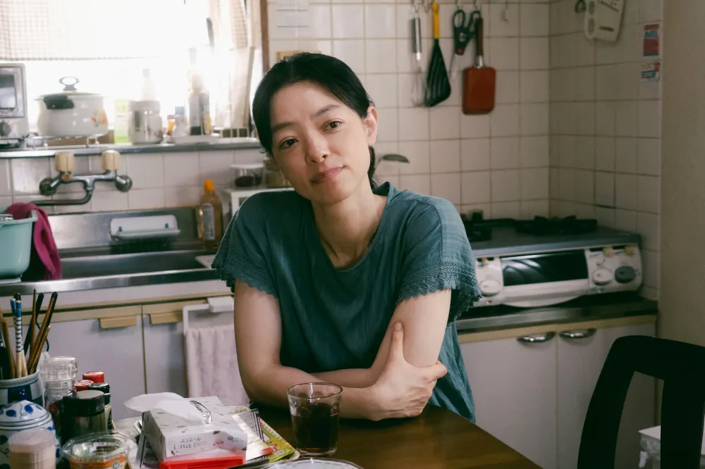 【画像】映画『トロフィー』場面カット (ミリョン/市川実和子)